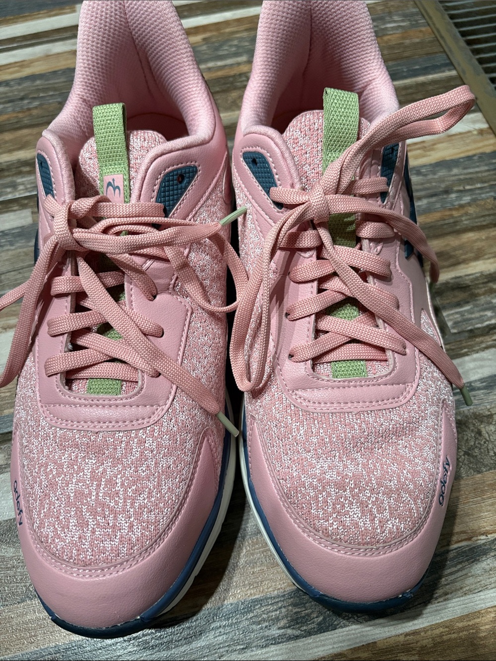 Women’s Pink Athletic Sneakers with Cushioned Support
